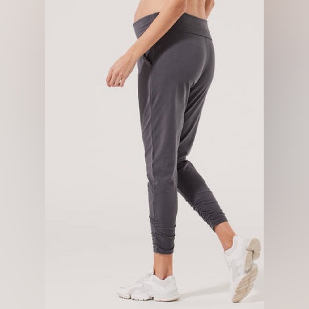 Pact Draped Maternity Jogger L